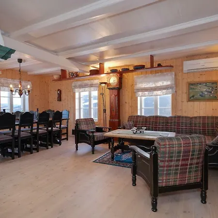 Dale Gard * Heggenes